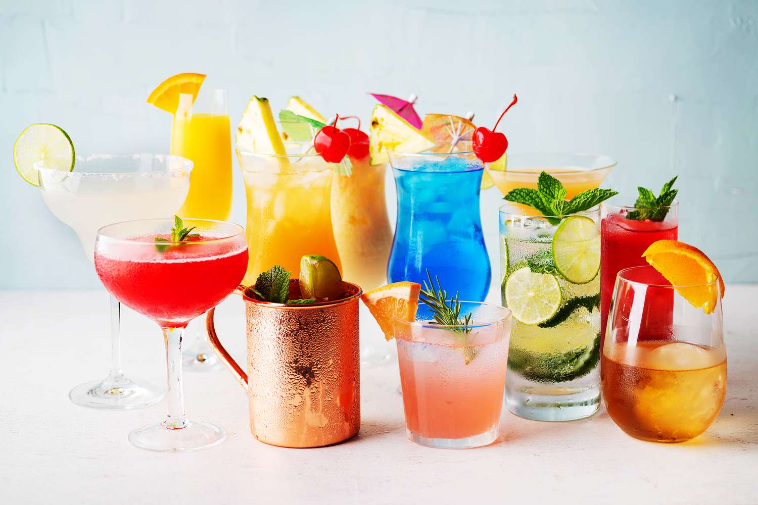 15+ Powerful Booze Alternatives That Give You A Buzz (No Hangover)