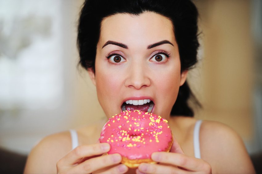 How to Stop Sugar Cravings (+ 8-Step Plan to Stop Eating Sugar)