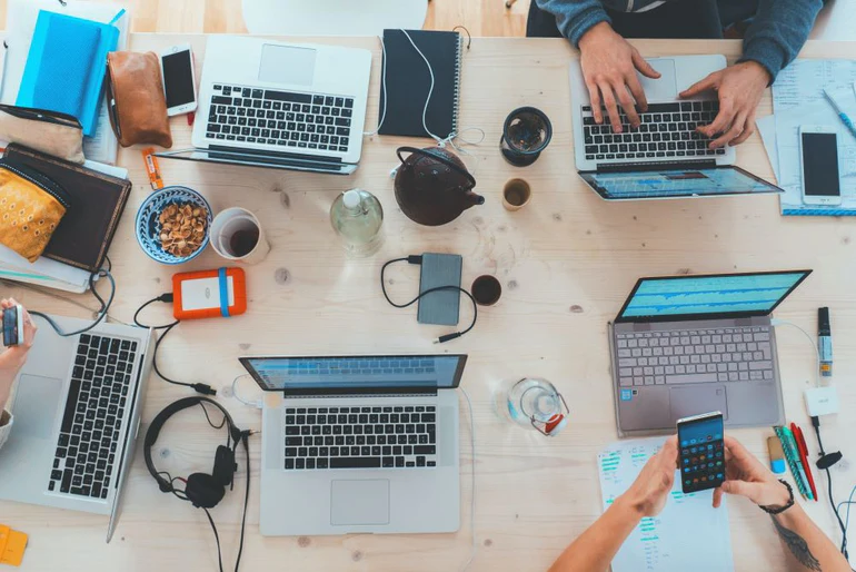 Is Smart Tech Dulling Our Brains?