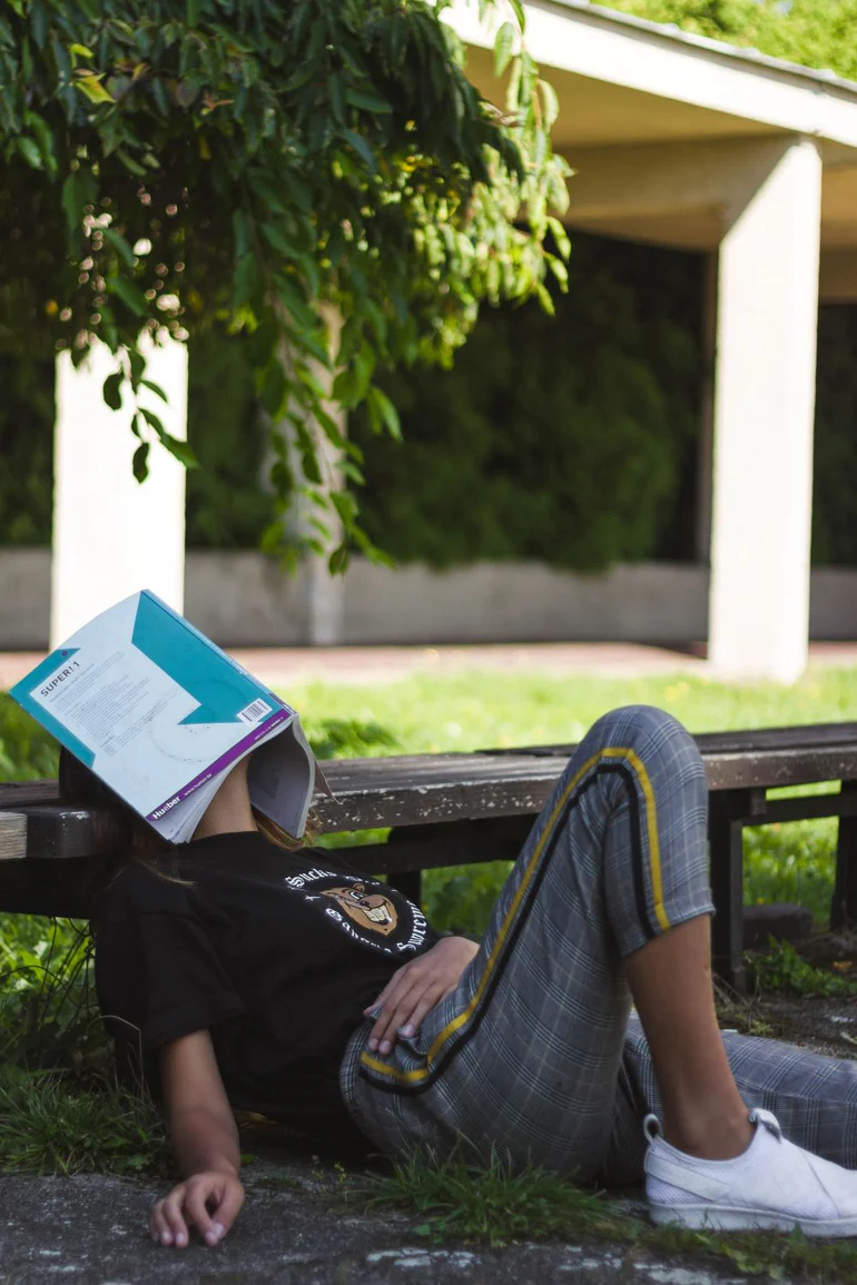 Rest Your Brain to Learn Better